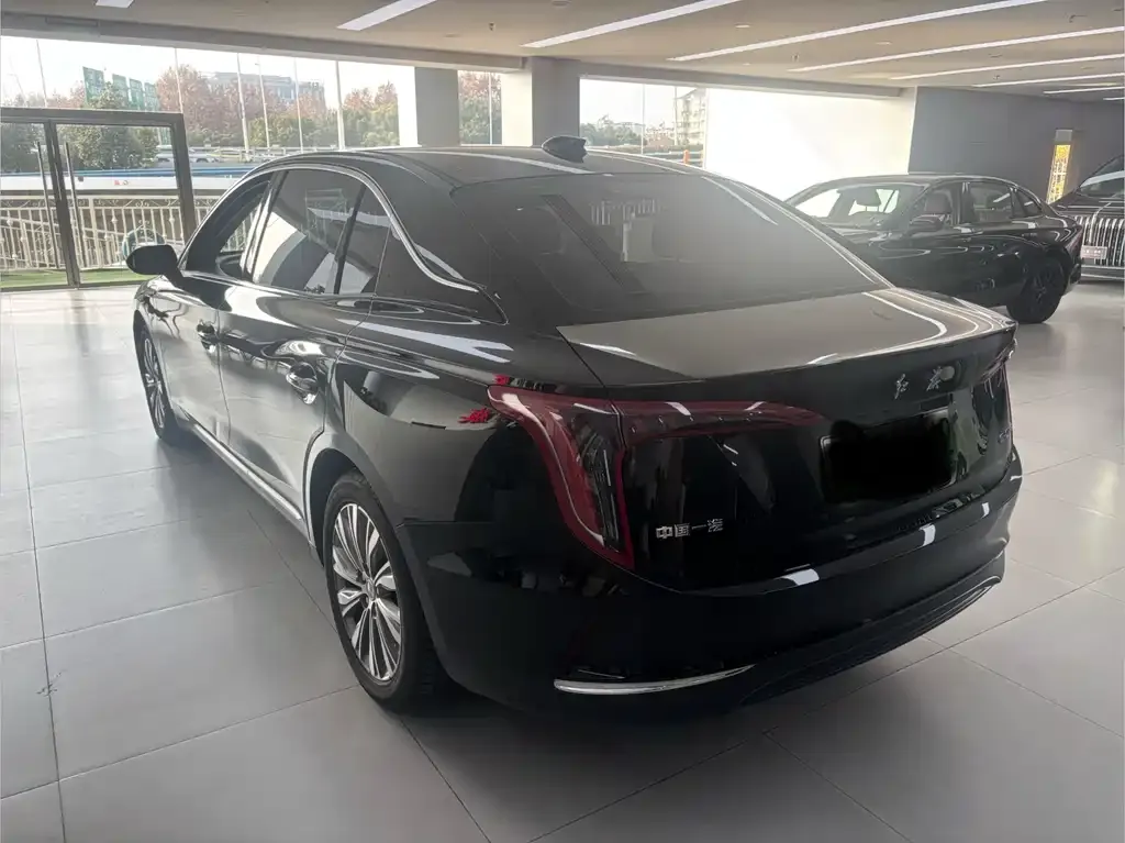 Hongqi E-QM5 2024 из CN, фото 4