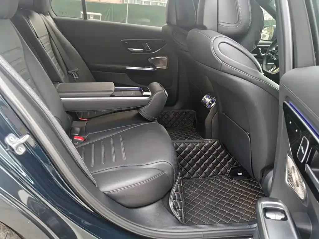 Mercedes-Benz C-Class 2024 из CN, фото 2