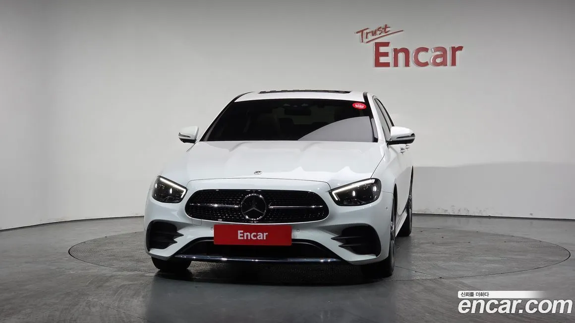 Mercedes-Benz E-Class 2023 из KR, фото 2