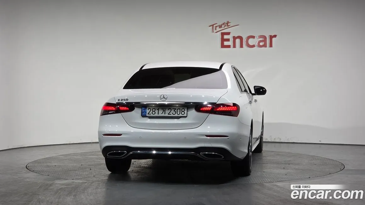 Mercedes-Benz E-Class 2023 из KR, фото 3