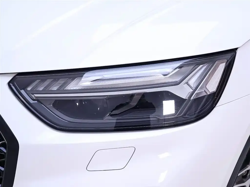 Audi Q5L Sportback 2023 из CN, фото 7