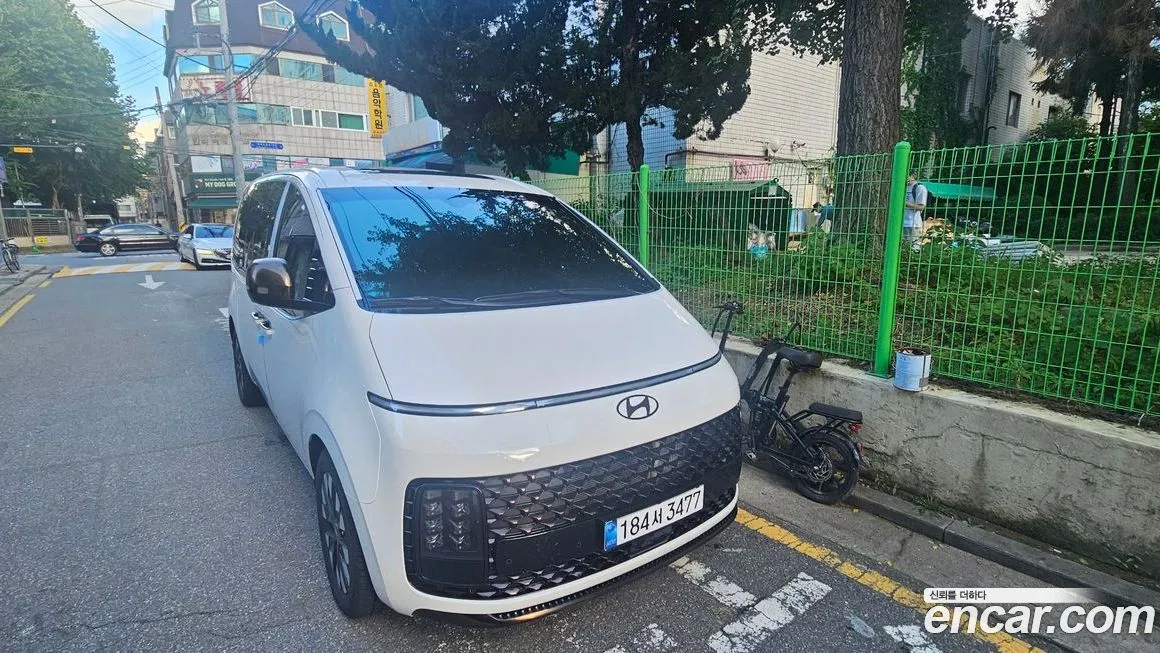 Hyundai Staria — фото 3