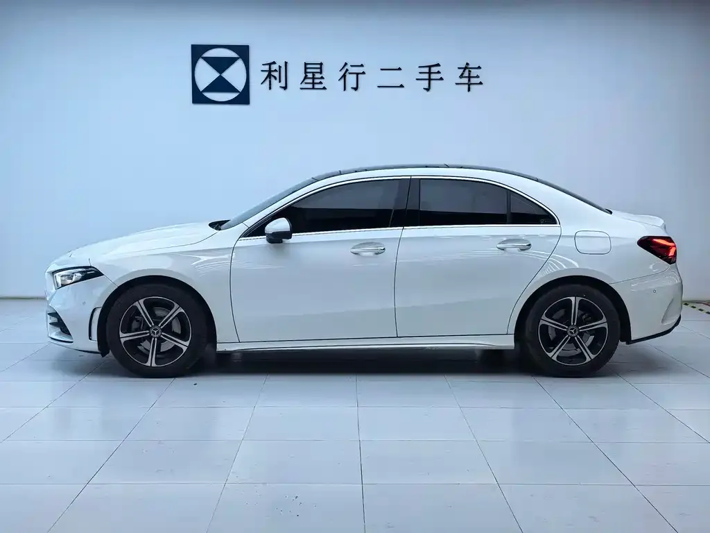 Mercedes-Benz A-Class 2022 из CN, фото 4