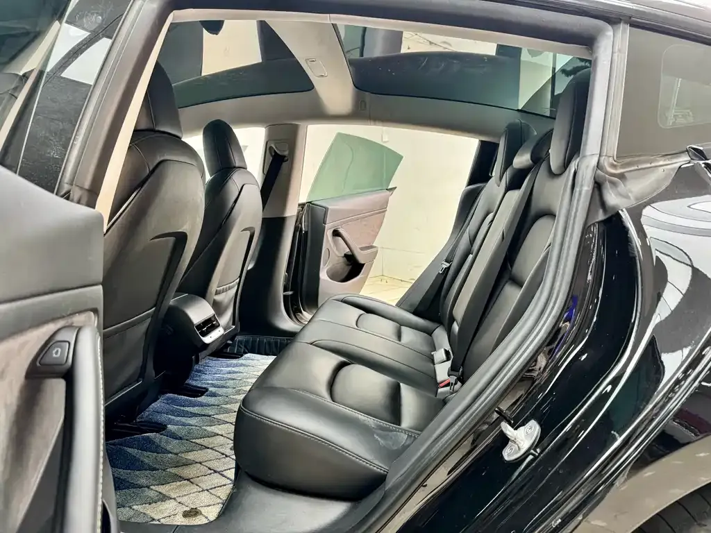 Tesla Model 3 2023 из CN, фото 9