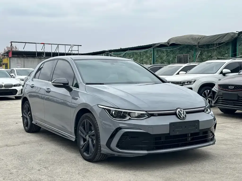 Volkswagen Golf 2023 из CN, фото 4