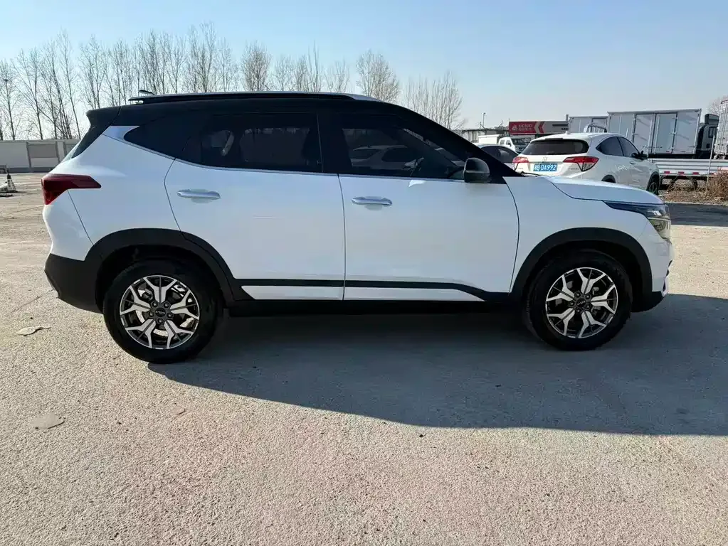 Kia KX3 — фото 4