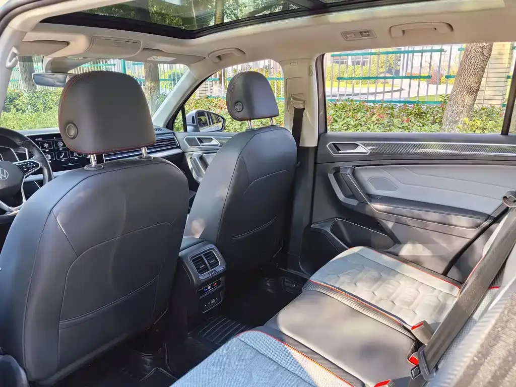 Volkswagen Tiguan L New Energy 2021 из CN, фото 6