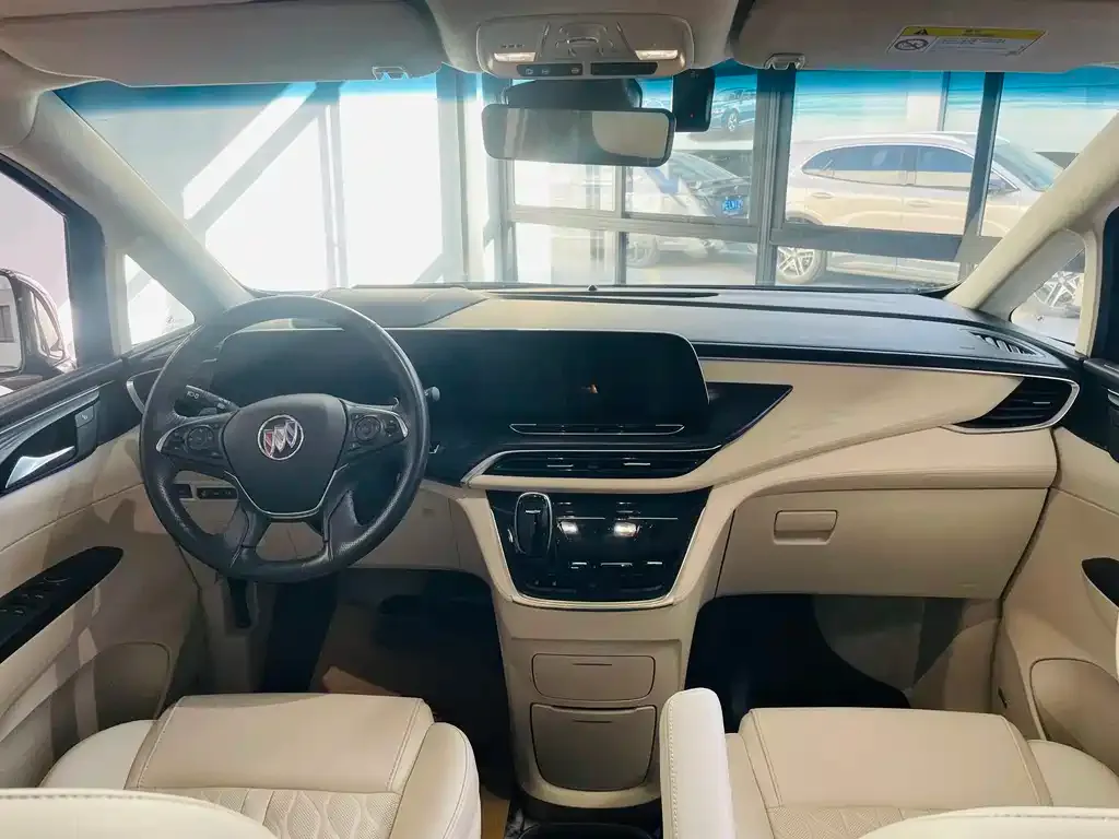 Buick GL8 2021 из CN, фото 8