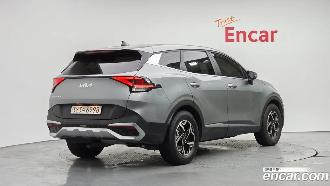 Kia Sportage — фото 9