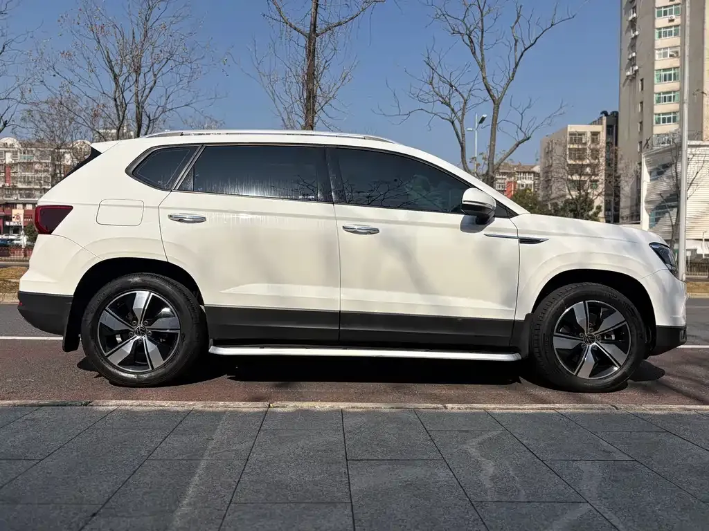 Volkswagen Tharu 2022 из CN, фото 4