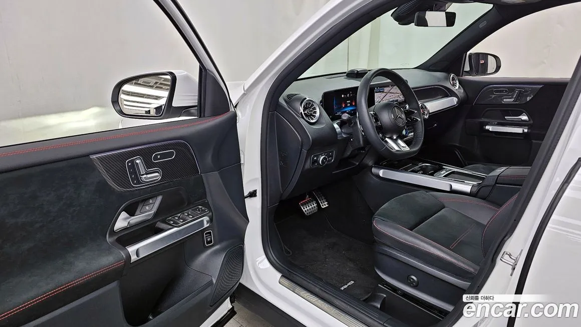 Mercedes-Benz GLB-Class — фото 10