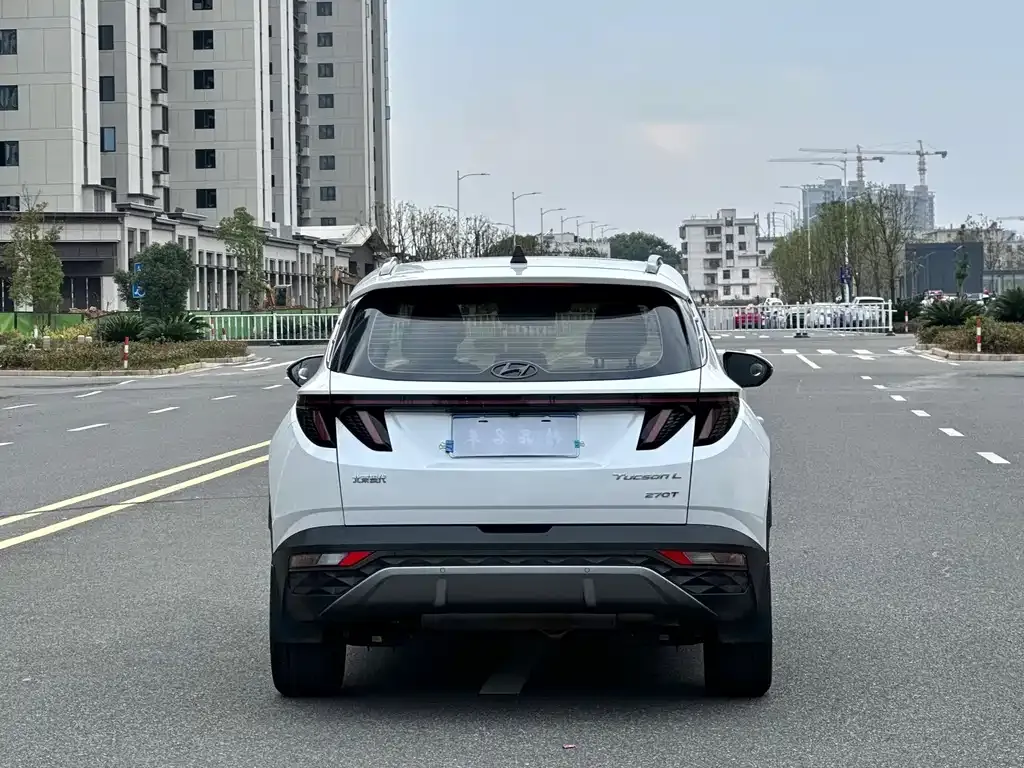 Hyundai Tucson 2023 из CN, фото 2