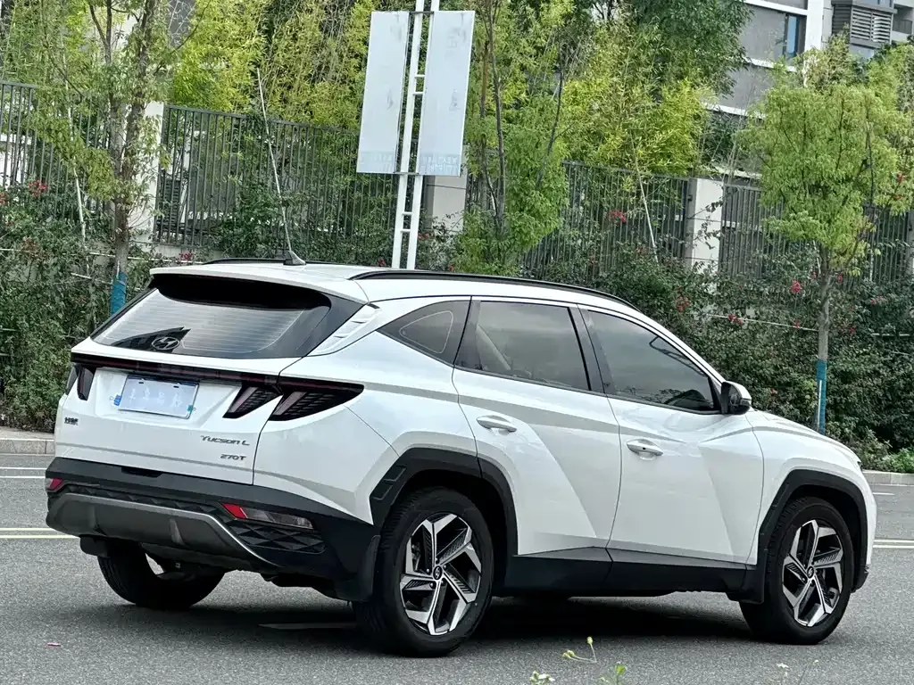 Hyundai Tucson 2023 из CN, фото 3