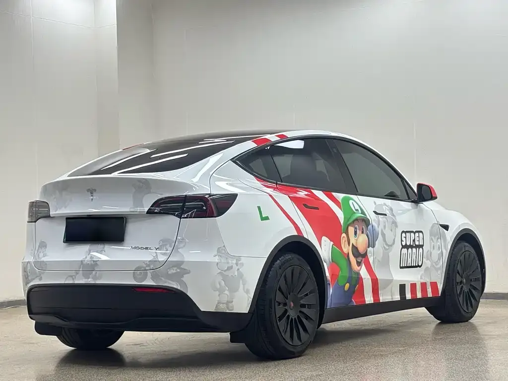 Tesla Model Y — фото 5