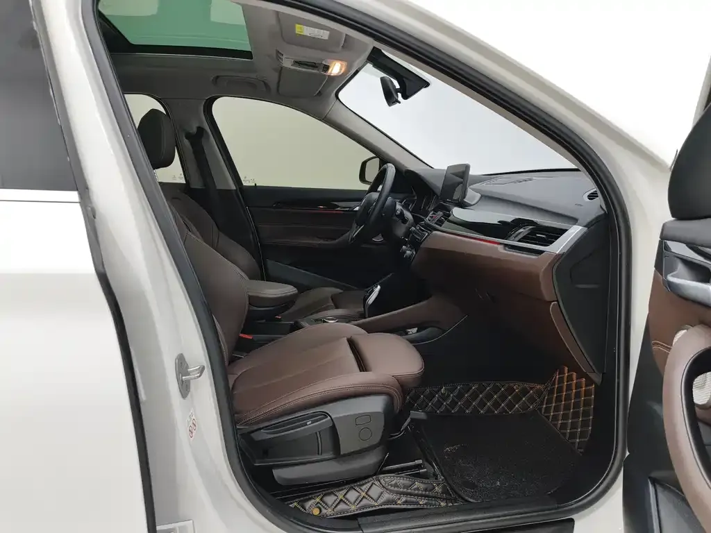 BMW X1 2023 из CN, фото 9