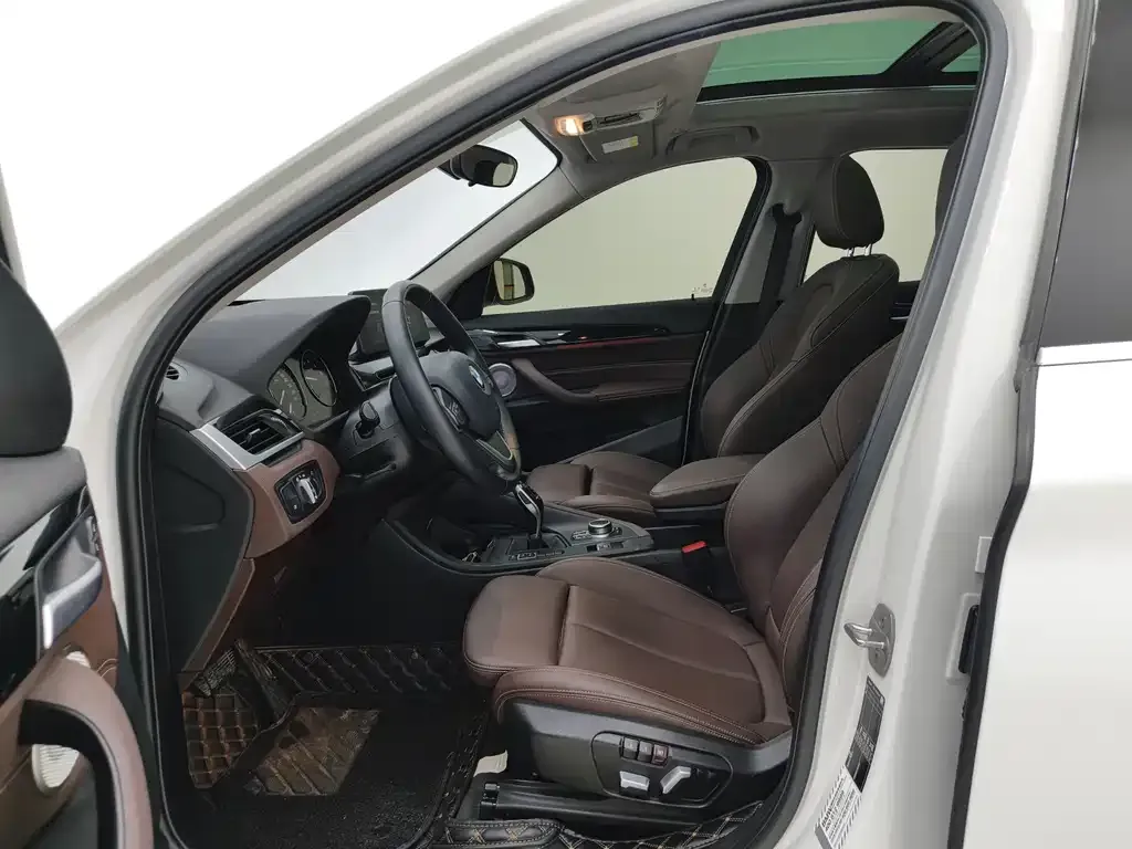 BMW X1 2023 из CN, фото 3