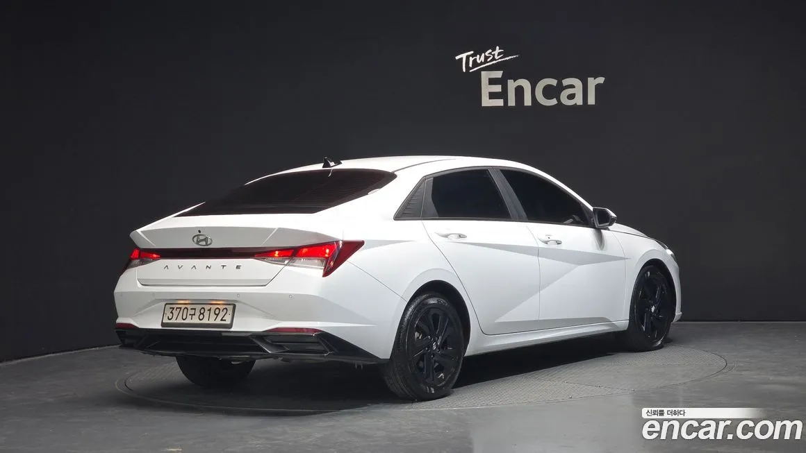 Hyundai AVANTE — фото 9