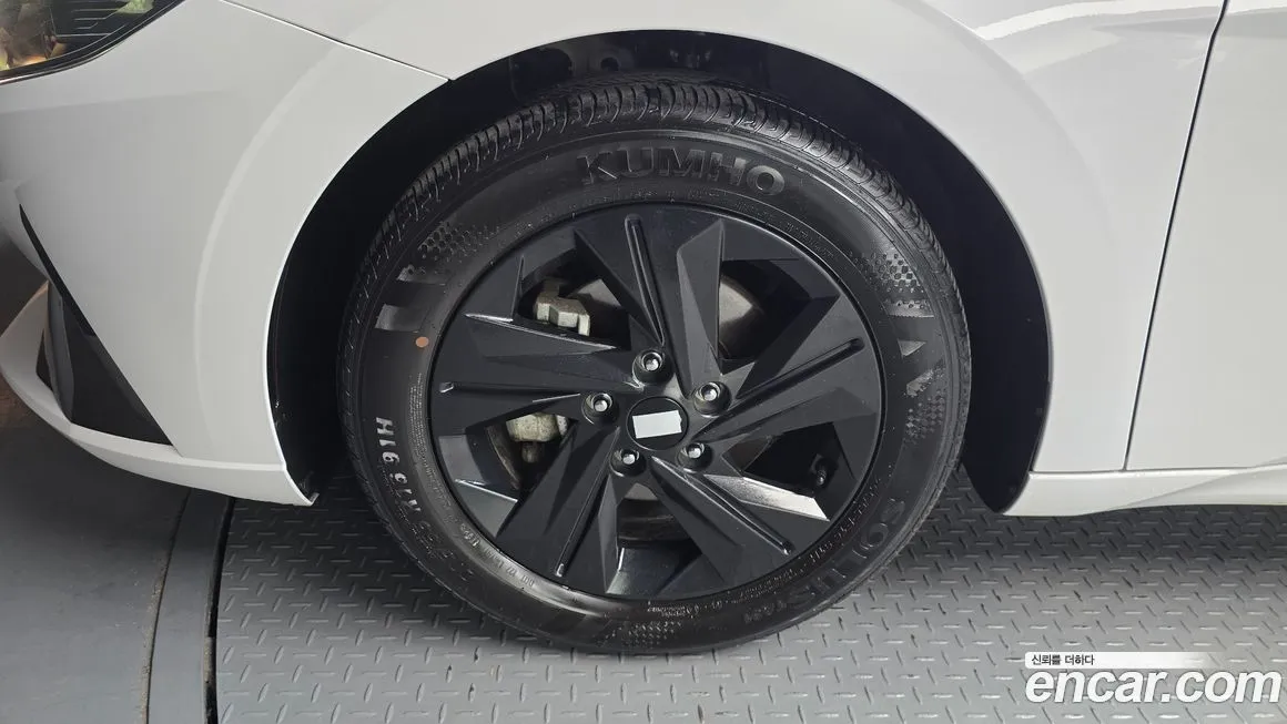 Hyundai AVANTE — фото 7