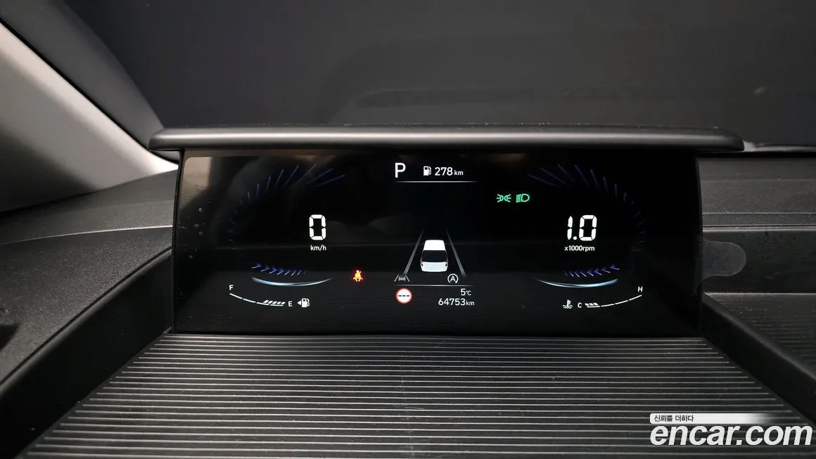Hyundai Staria — фото 3