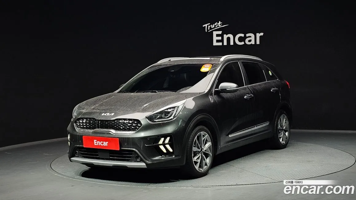 Kia Niro — фото 1
