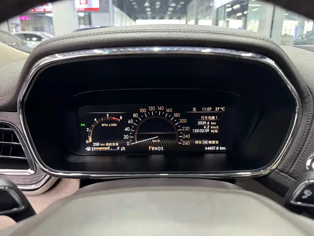 Lincoln Continental 2021 из CN, фото 10