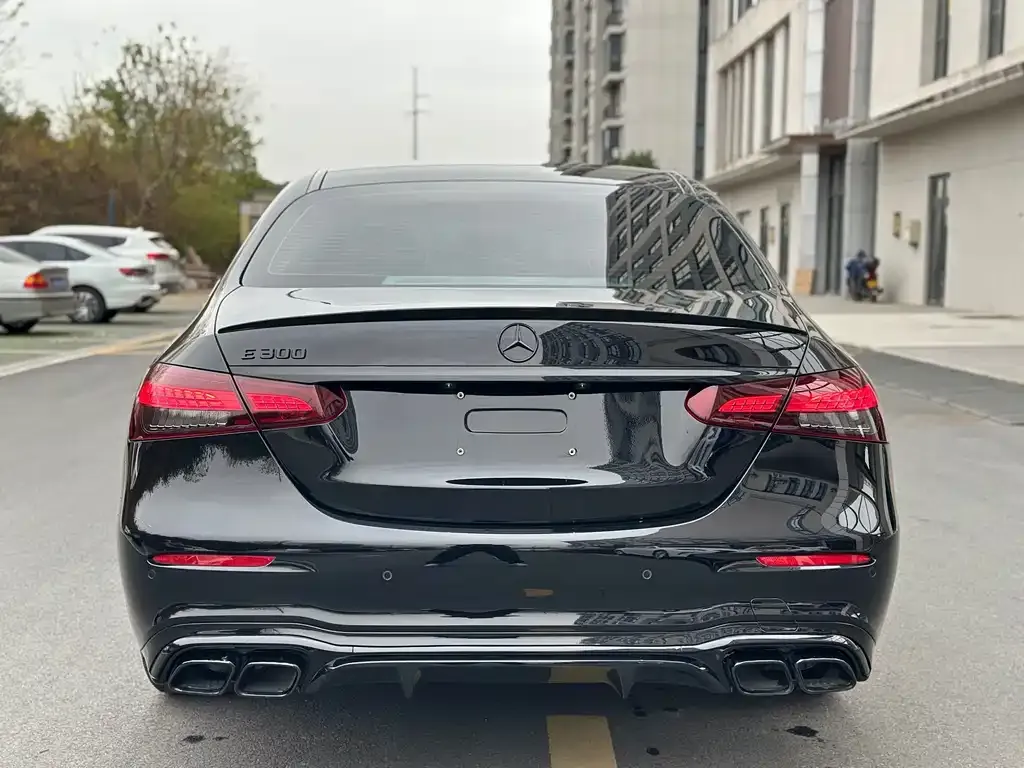 Mercedes-Benz E-Class 2023 из CN, фото 2