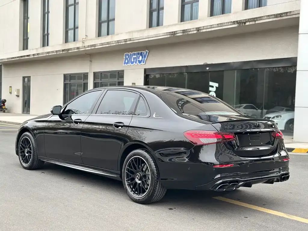 Mercedes-Benz E-Class 2023 из CN, фото 8