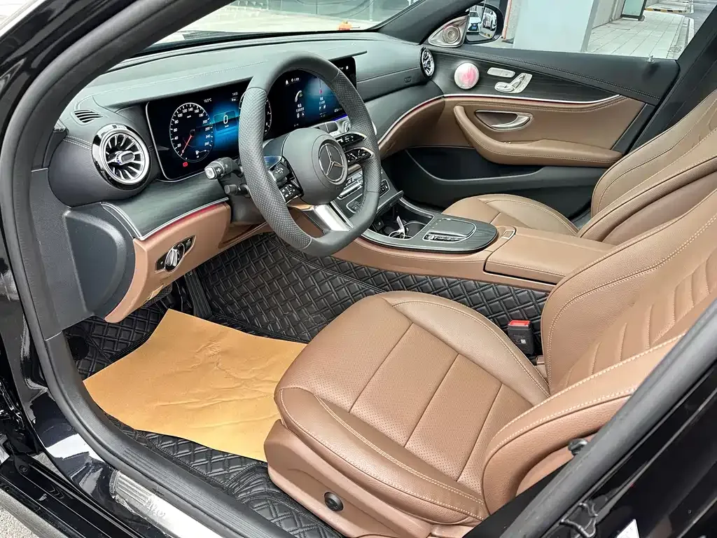 Mercedes-Benz E-Class 2023 из CN, фото 6