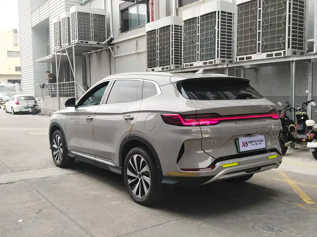 BYD PLUS New Energy — фото 10