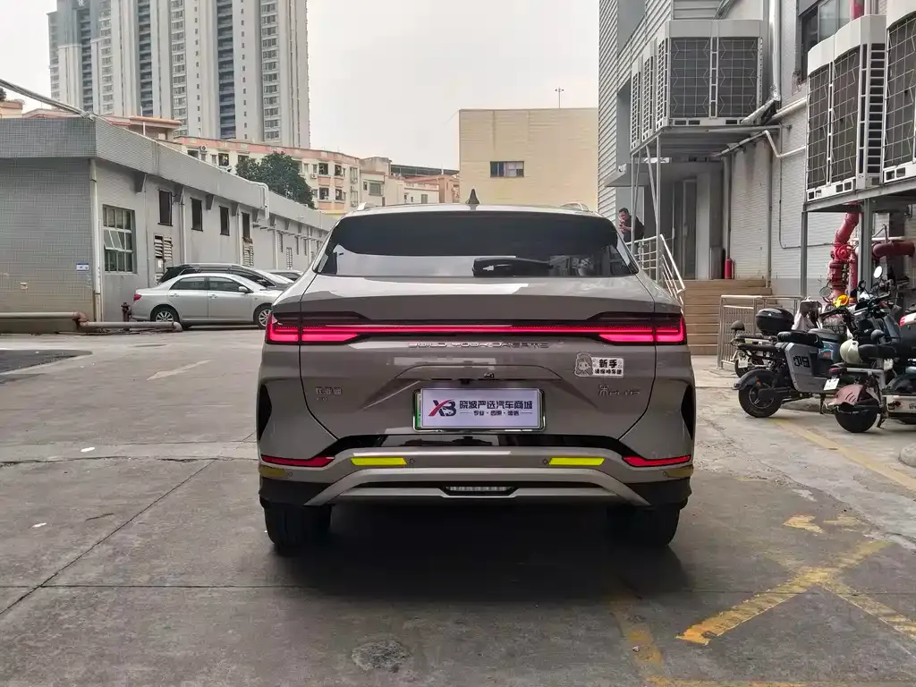BYD PLUS New Energy — фото 6