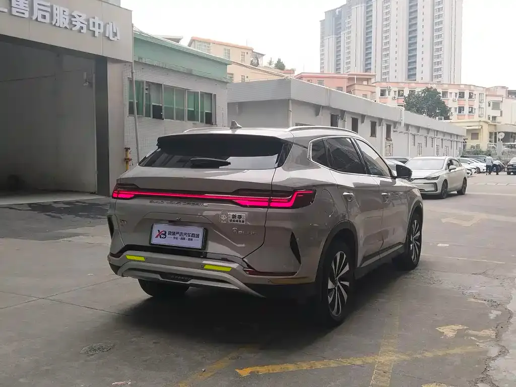 BYD PLUS New Energy — фото 8