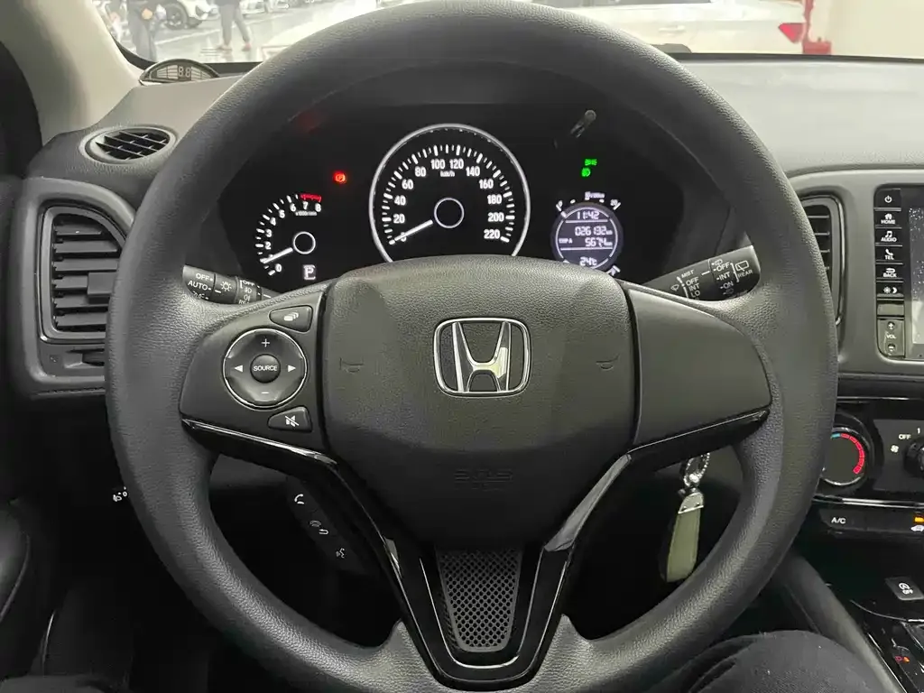 Honda Vezel 2022 из CN, фото 8