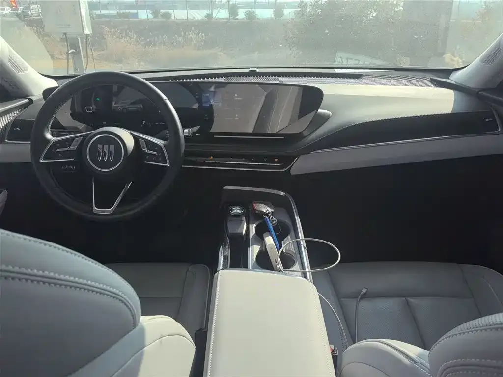 Buick E5 2023 из CN, фото 8