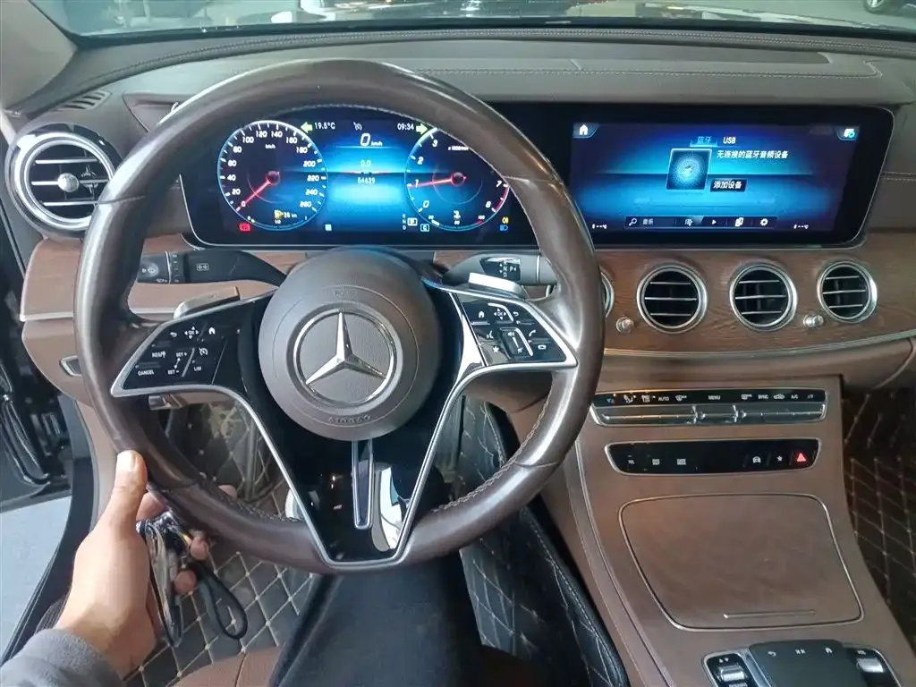 Mercedes-Benz E-Class 2022 из CN, фото 3