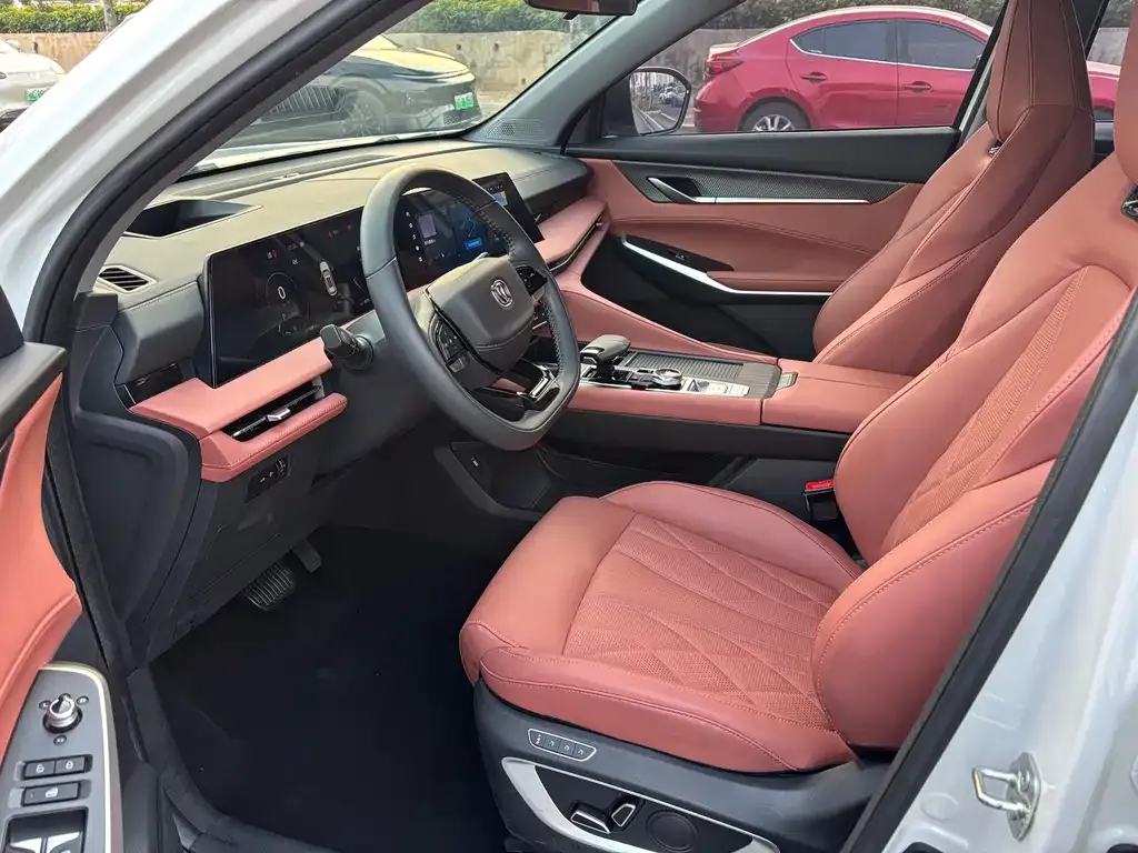 Changan CS75PLUS — фото 2