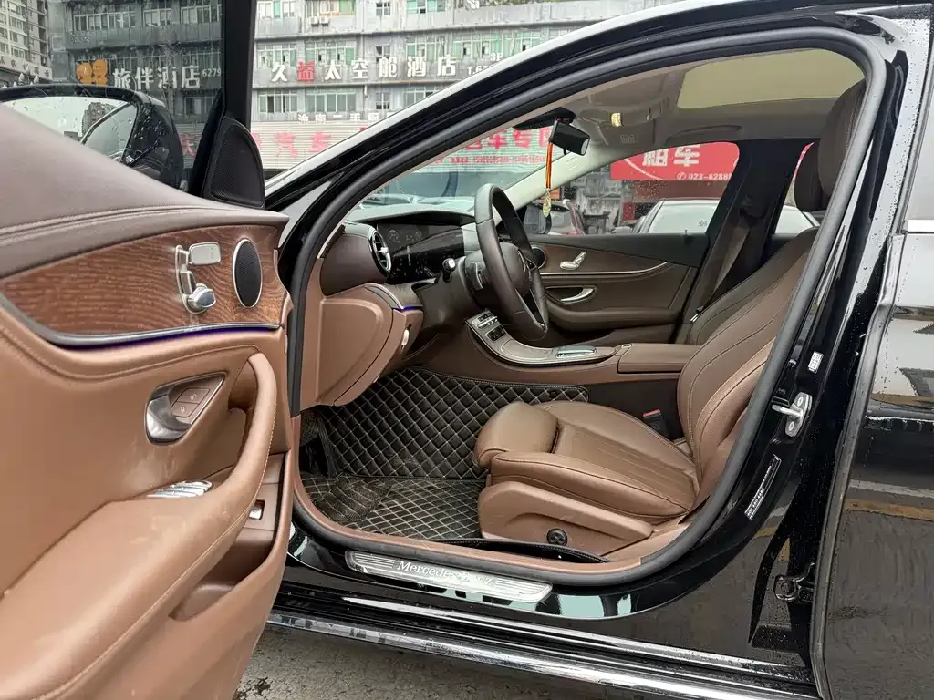 Mercedes-Benz E-Class 2023 из CN, фото 6