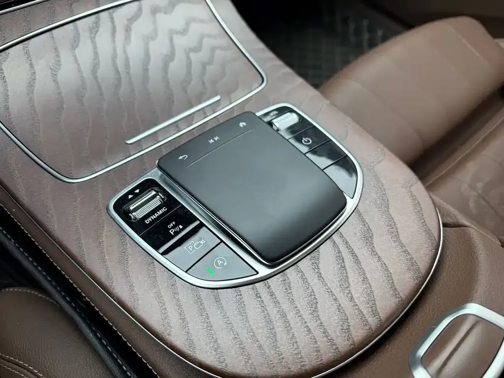 Mercedes-Benz E-Class 2023 из CN, фото 3
