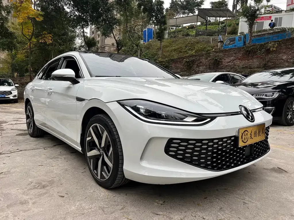 Volkswagen Lamando 2024 из CN, фото 3