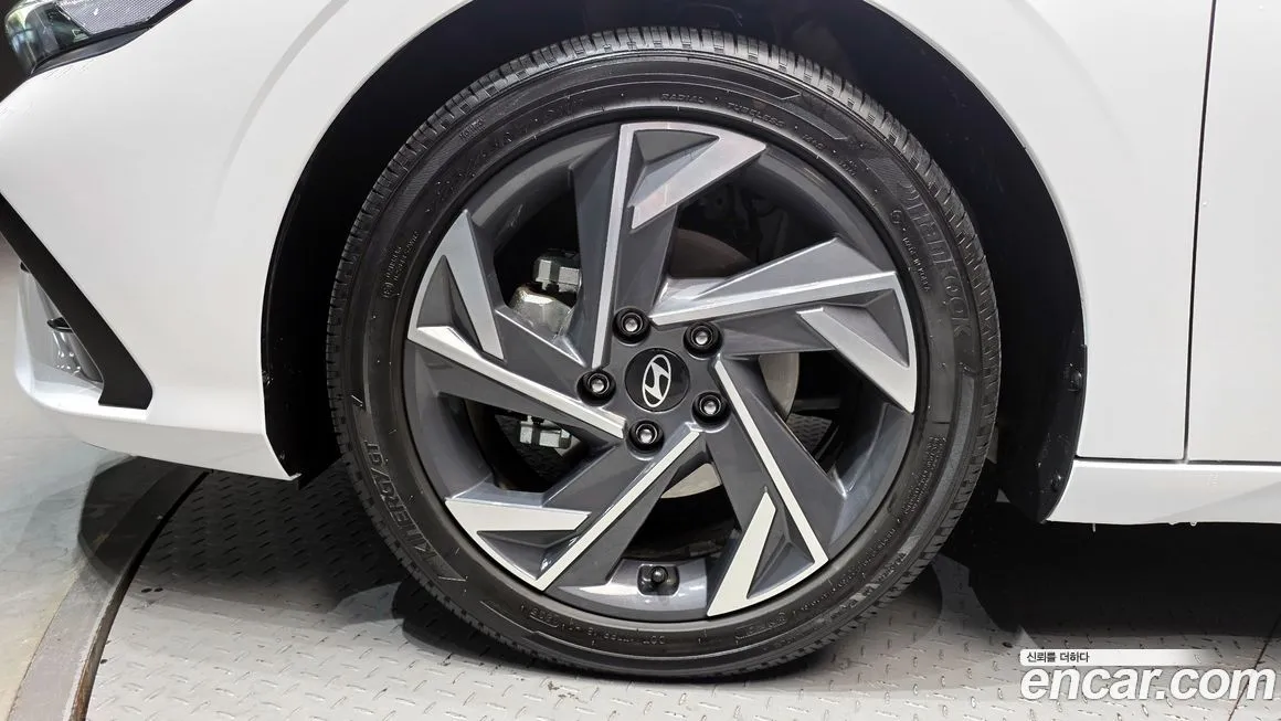 Hyundai AVANTE — фото 7