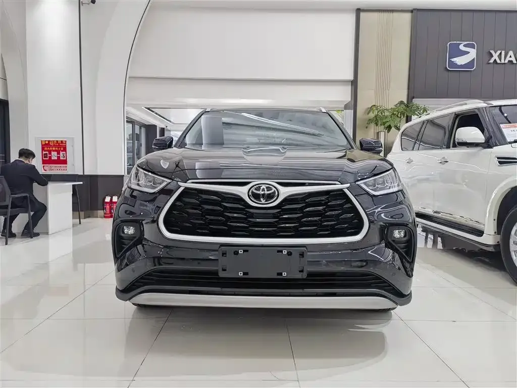 Toyota Highlander 2024 из CN, фото 10