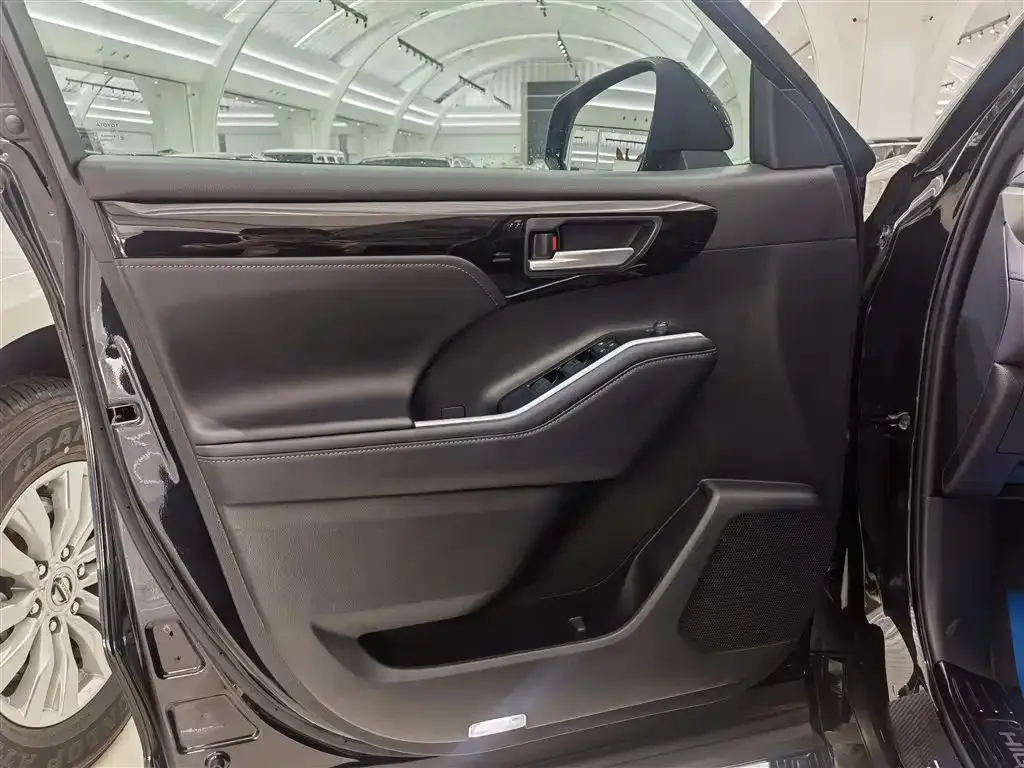 Toyota Highlander 2024 из CN, фото 6