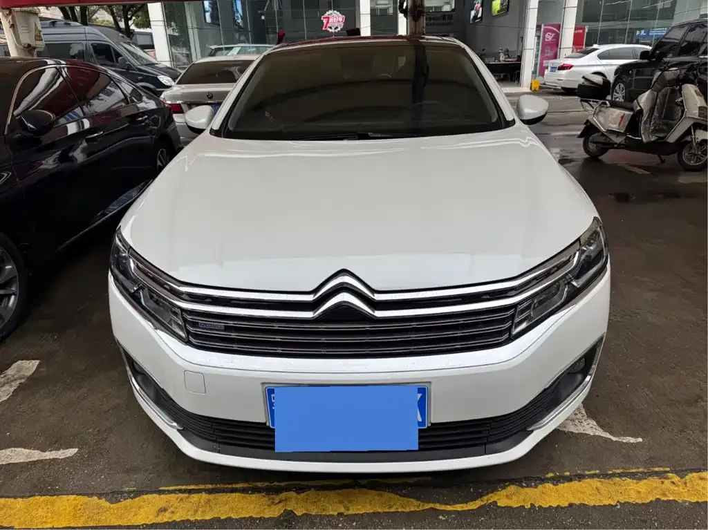 Citroen C6 2023 из CN, фото 8