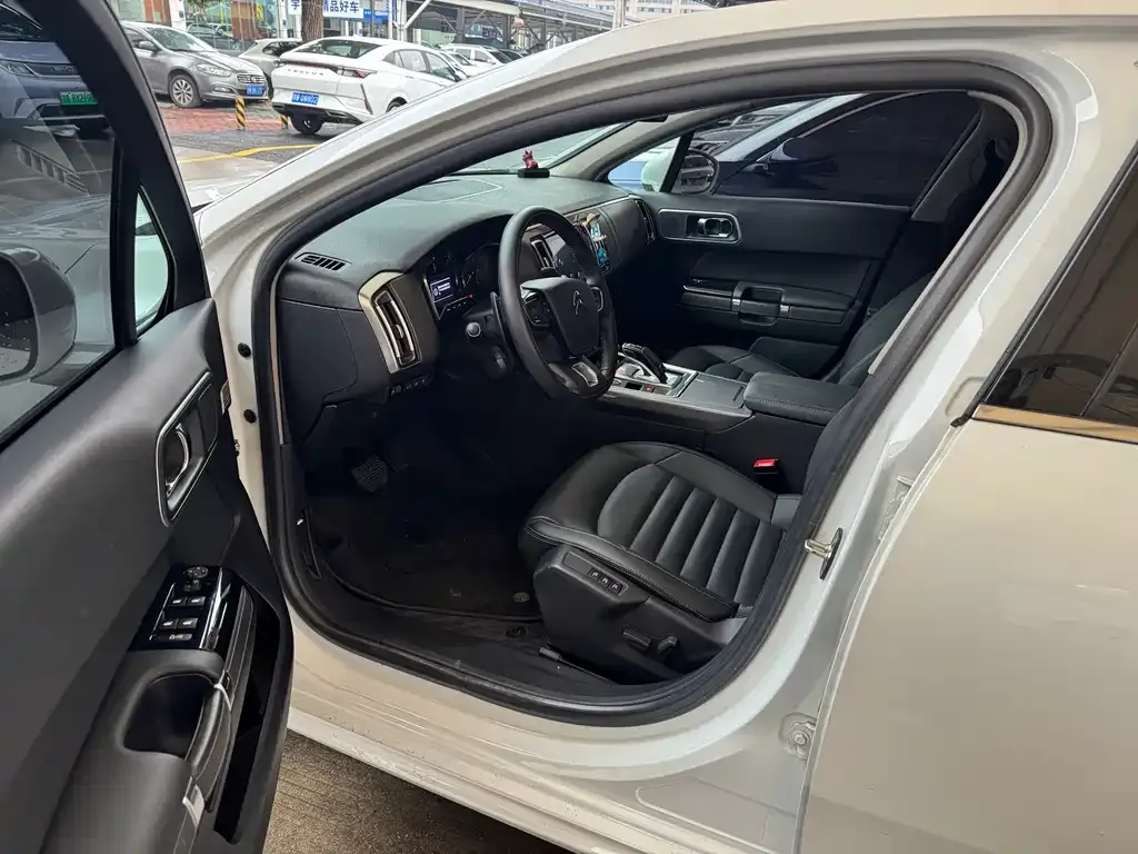 Citroen C6 2023 из CN, фото 3