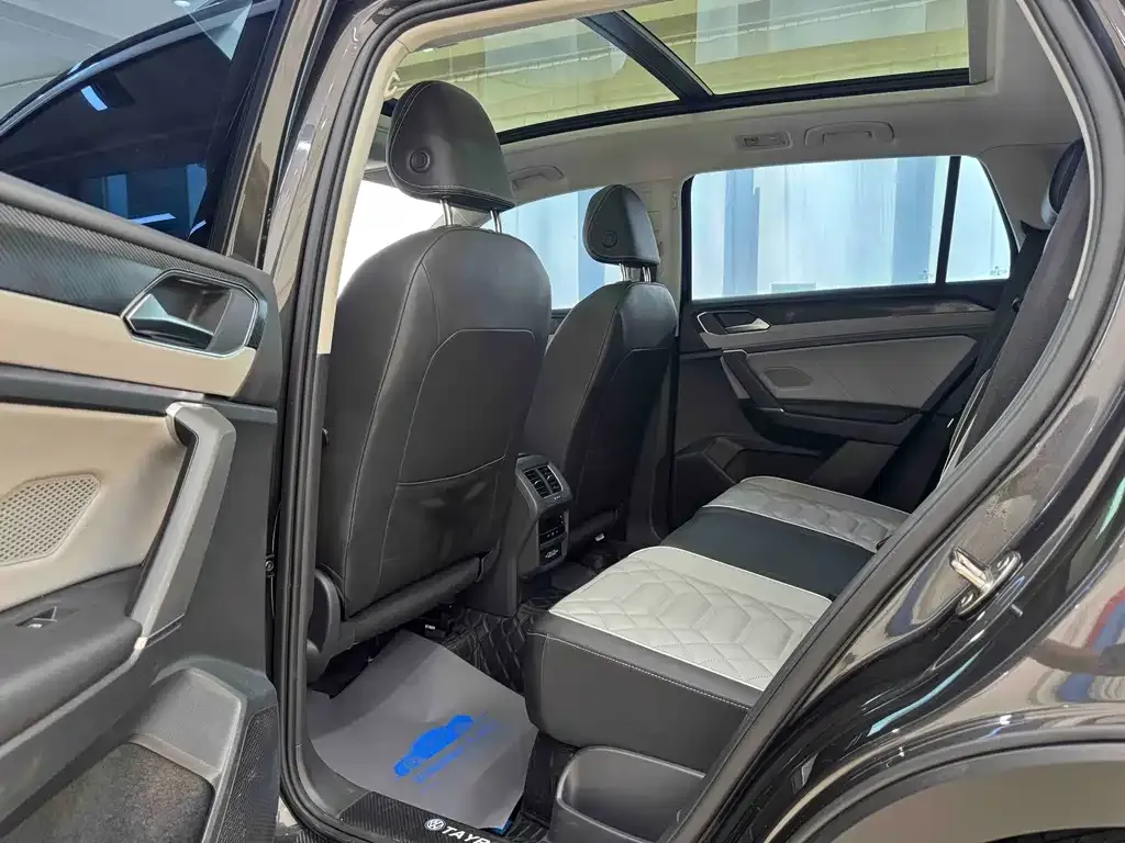 Volkswagen Tayron 2023 из CN, фото 4