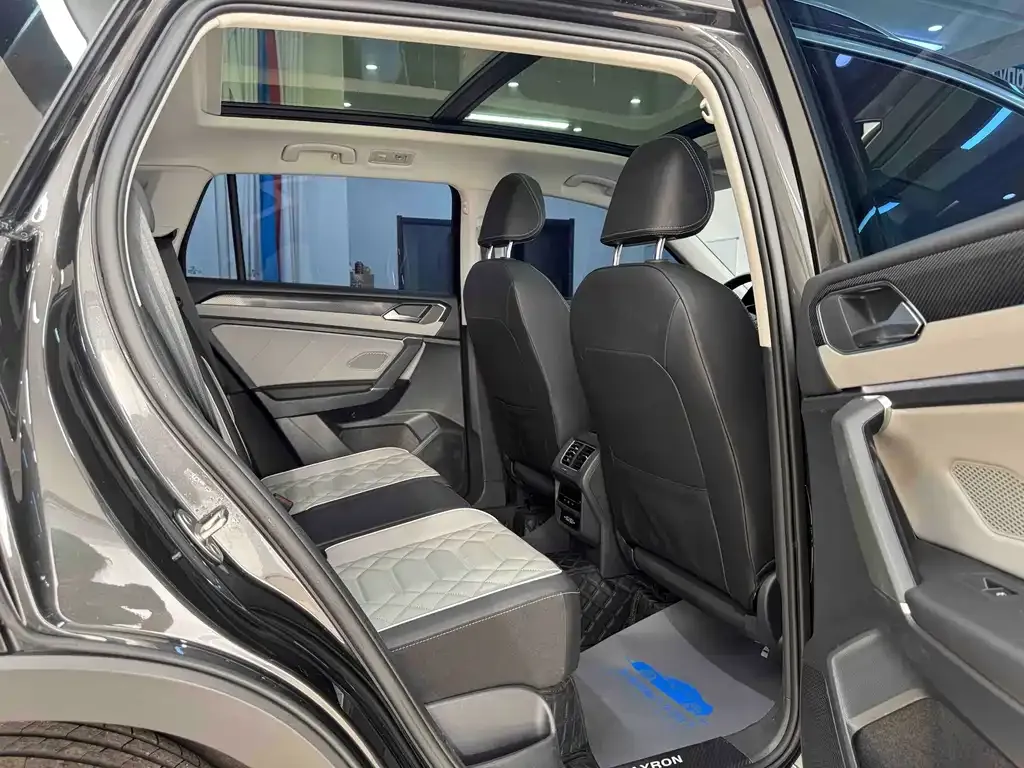 Volkswagen Tayron 2023 из CN, фото 3