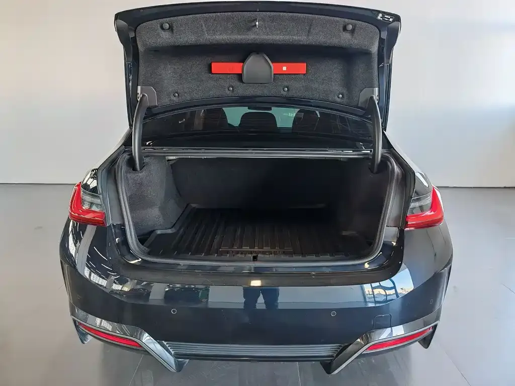 BMW i3 2024 из CN, фото 10