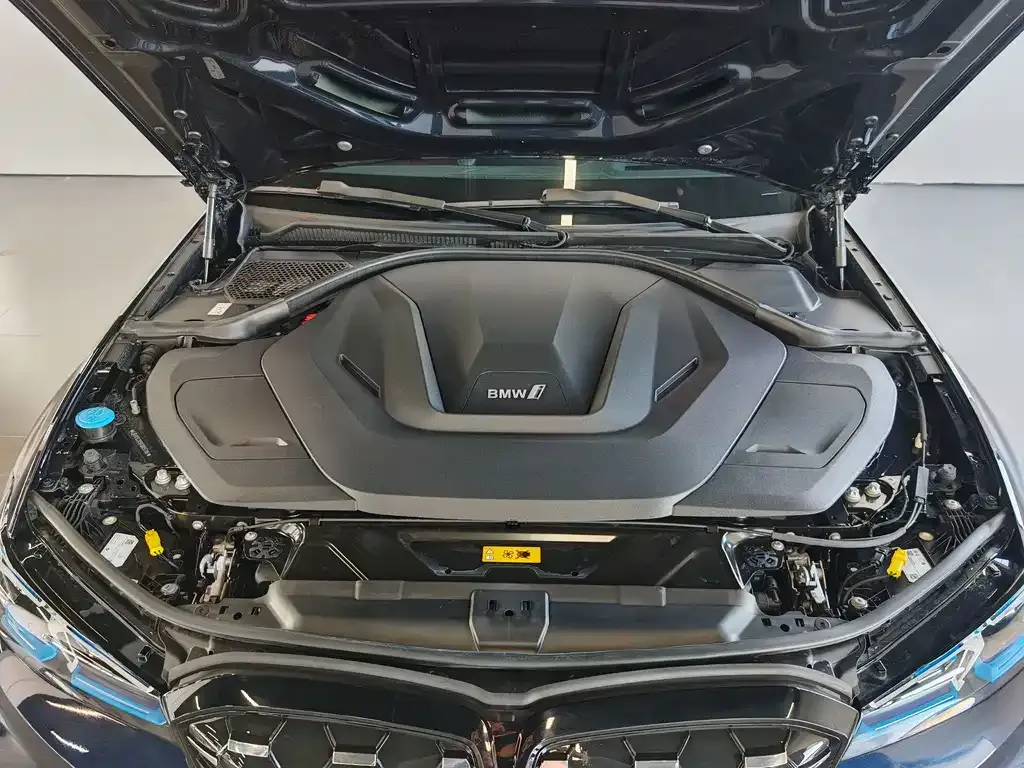 BMW i3 2024 из CN, фото 9
