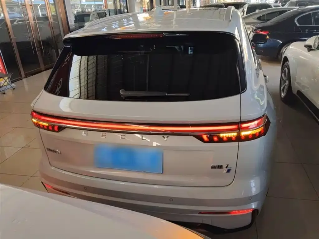 Geely Xingyue L 2023 из CN, фото 3