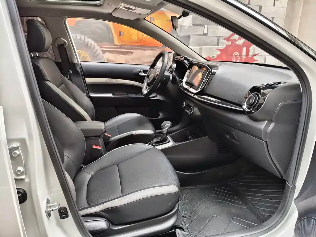 Kia KX1 2024 из CN, фото 5