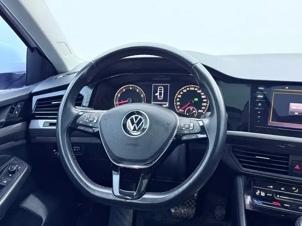 Volkswagen Bora 2022 из CN, фото 9